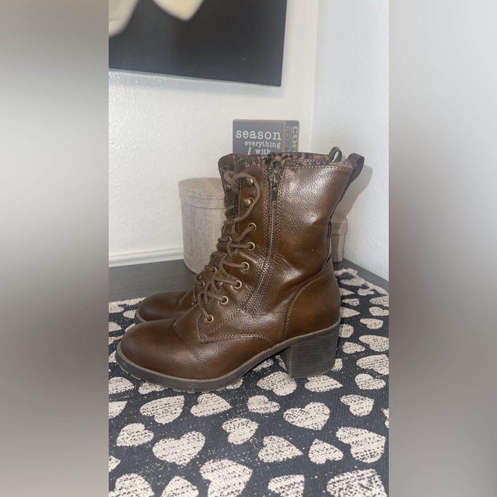 American Brown Boots